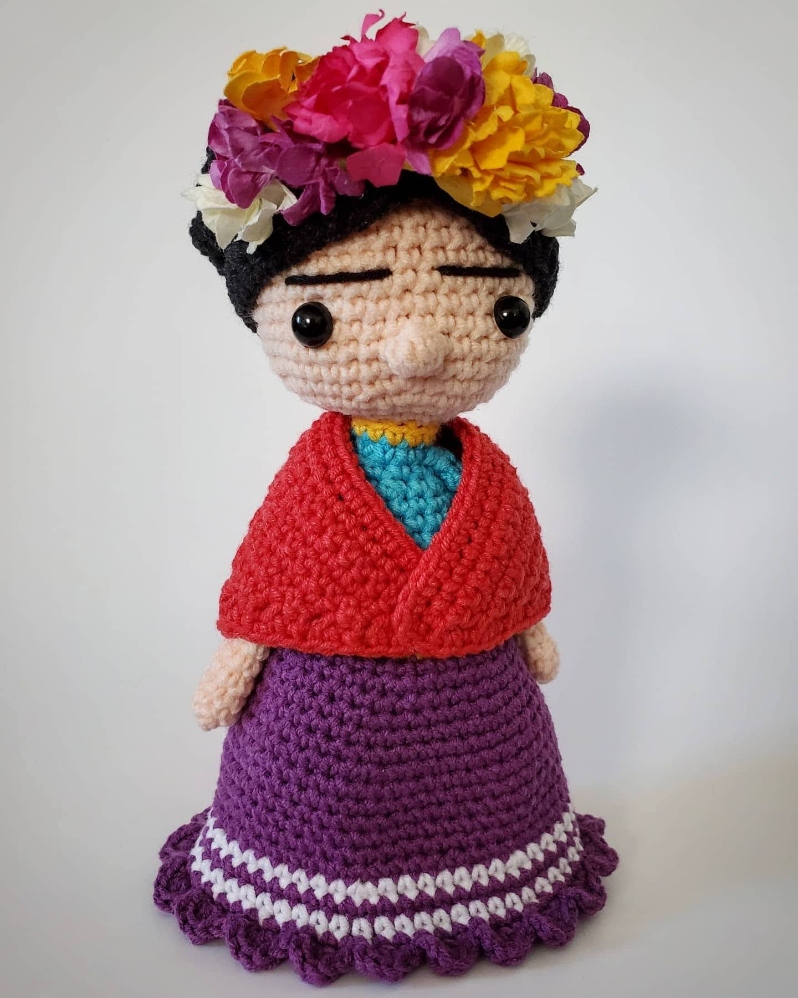 Amigurumi Frida Kahlo by Casey Lucas