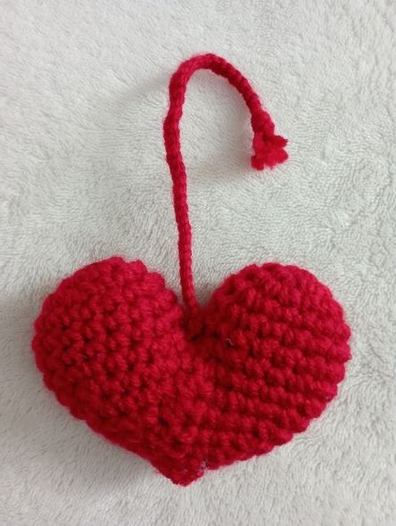 Crochet Hearts by Georgina Ramirez Alzaga