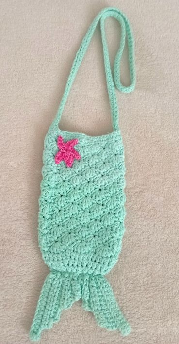 Crochet Mermaid Bag by Georgina Ramirez Alzaga